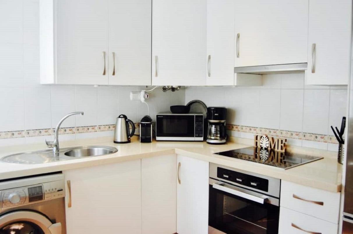 Fantastic 1 Bedroom Apartment In The Centre Of Nerja Exteriör bild